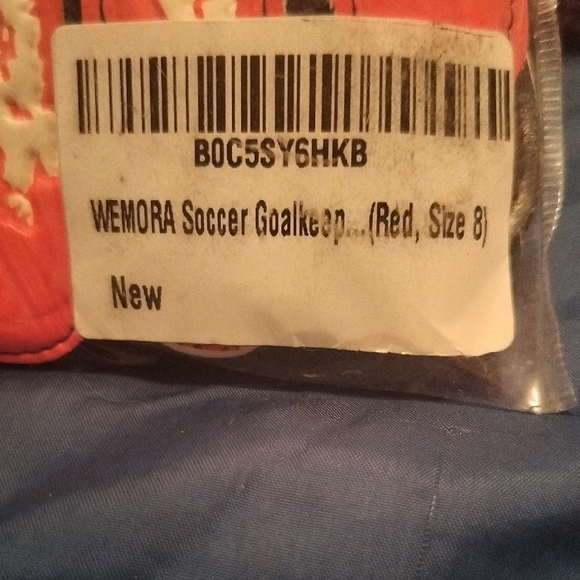 Soccer Goalkeepers Gloves - Picture 6 of 6